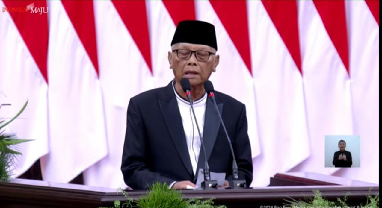 Pimpin Doa Pelantikan, Ketum MUI Doakan Prabowo Mampu Wujudkan Kemerdekaan Palestina Pimpin Doa Pelantikan, Ketum MUI Doakan Prabowo Mampu Wujudkan Kemerdekaan Palestina