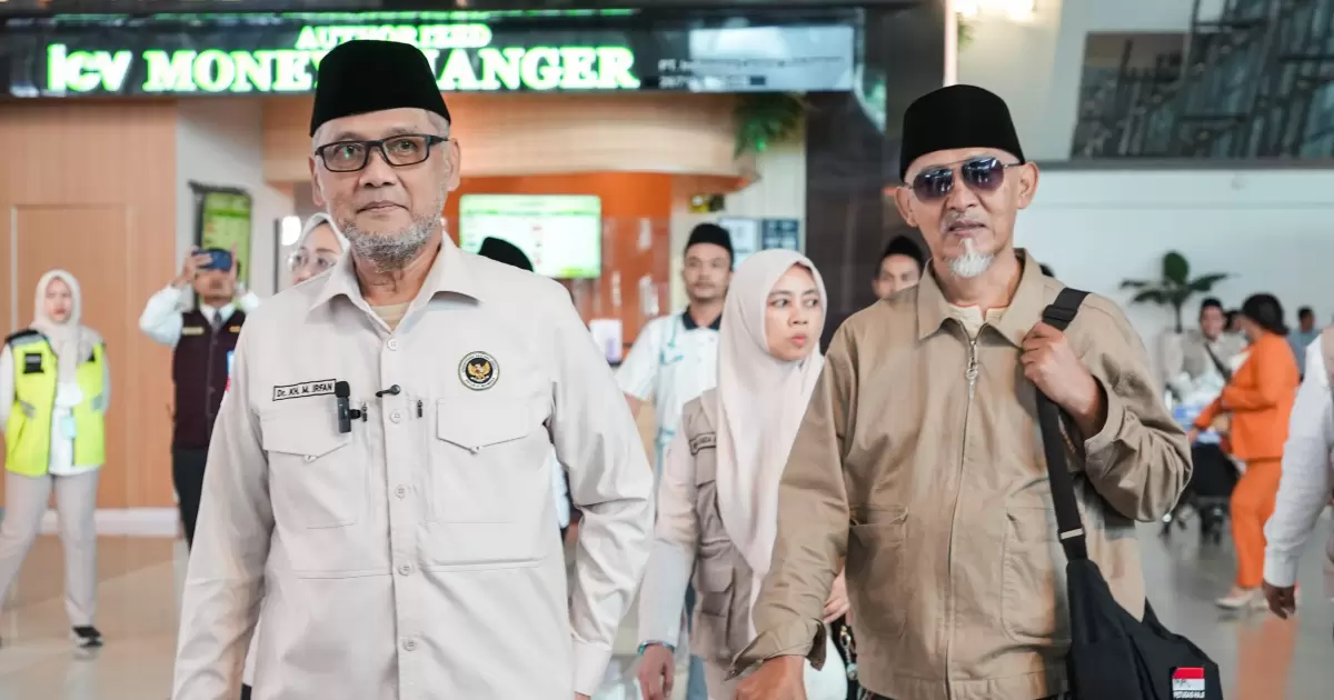 Menteri Haji, Gus Irfan