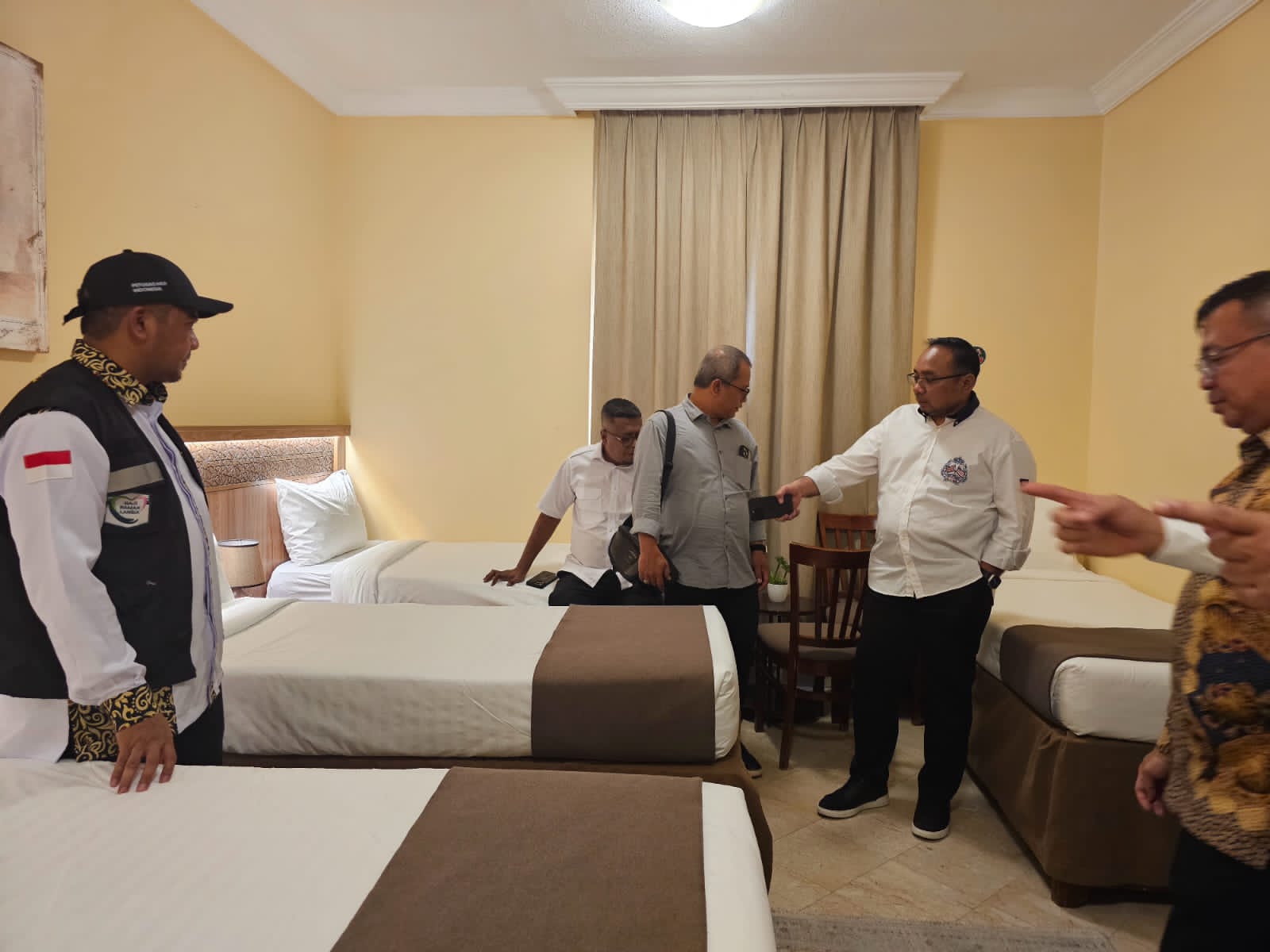 Layanan Hotel di Madinah Prima, Mulai dari Fasilitas Hingga Menu Cita Rasa Nusantara Ramah Lansia