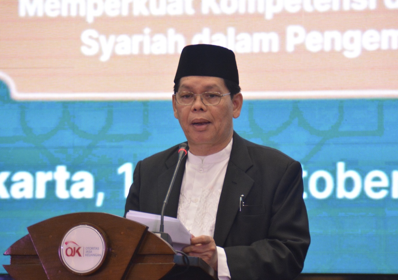 Buka Ijtima’ Sanawi ke-20, Sekjen MUI Tekankan Peran Vital DPS Lejitkan Ekonomi Syariah