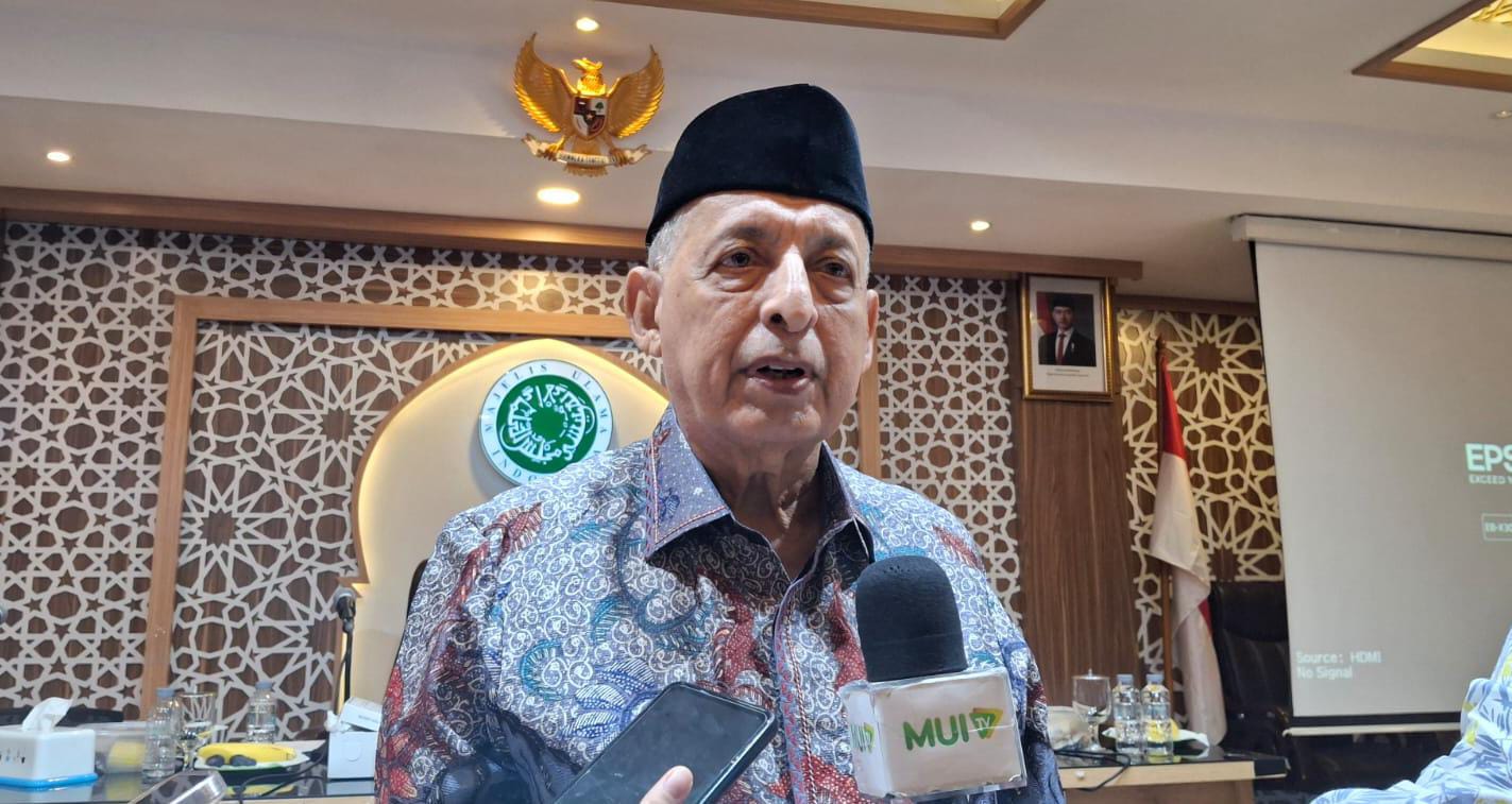 Jelang Pergantian Tahun, Ketua MUI Ajak Umat Islam Bermuhasabah hingga Beri 6 Pesan ini