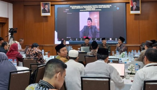 Sekjen MUI Ajak LPH Pertahankan Kepercayaan Masyarakat Soal Proses dan Prosedur dalam Sertifikasi Halal