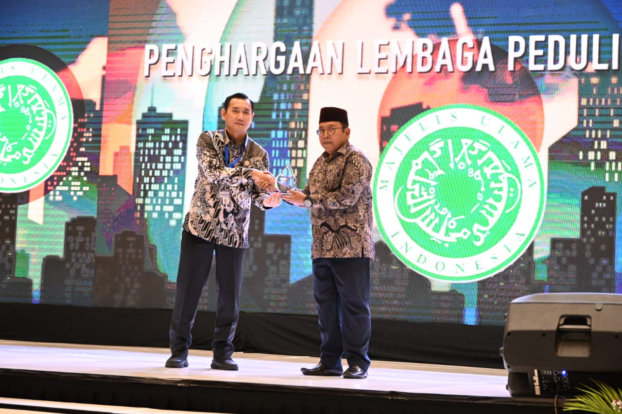 MUI Raih Penghargaan di Hari Penyiaran, Wapres Berpesan KPI Teruskan Sinergi Lintas Lembaga