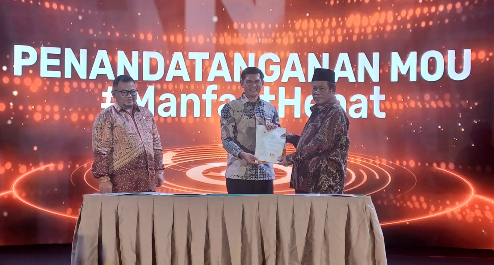 MUI Tandatangani MoU Pesantren Lansia dengan Rumah Zakat