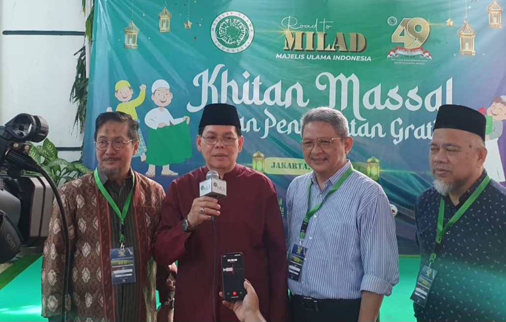 Buka Baksos Khitanan dan Pengobatan Massal, Sekjen MUI: Dunia Kedokteran Sangat Relevan dengan Ajaran Islam