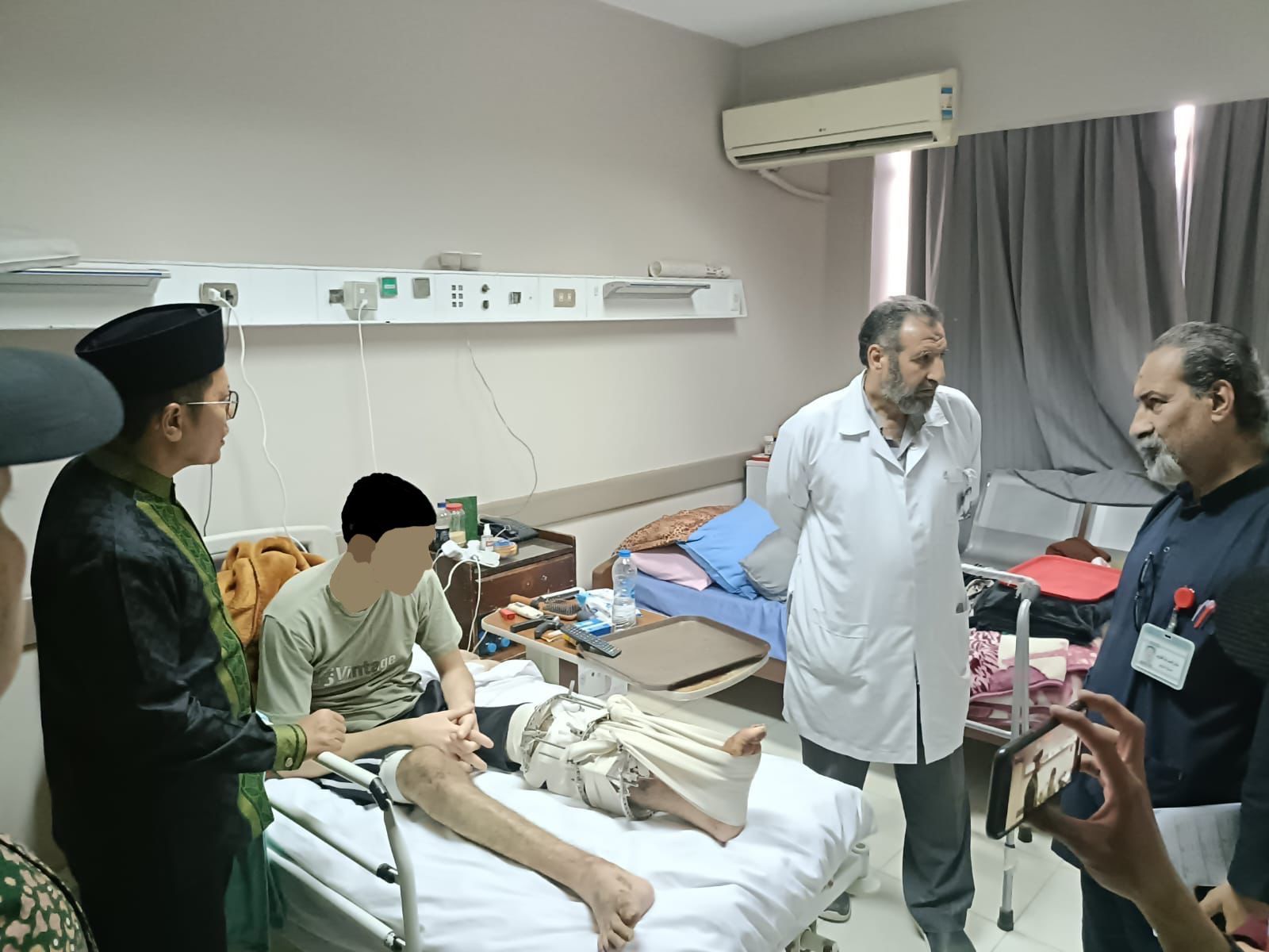 Kunjungi RS Palestina, Kiai Cholil Bertemu dengan Warga Gaza Terdampak Perang