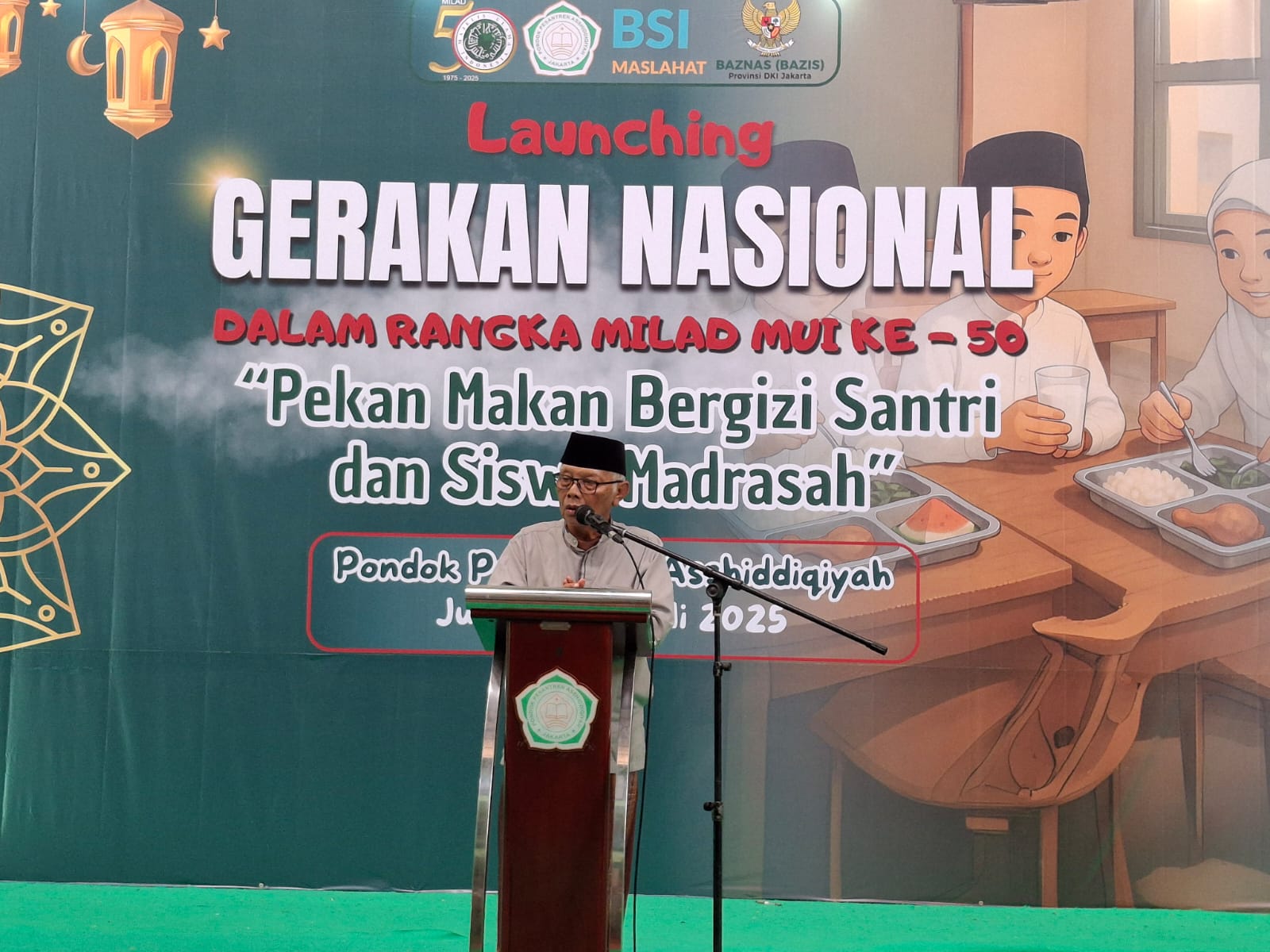 Ketua Umum MUI Dorong Satuan Pelayanan Pemenuhan Gizi Lahir di Pesantren