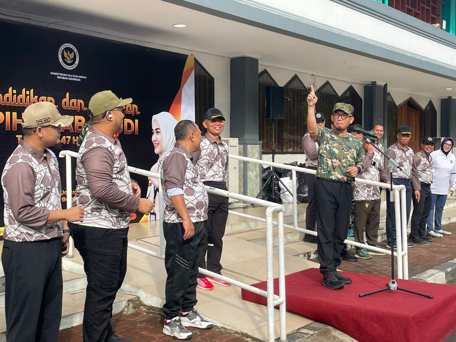 Latihan Diklat PPIH 2026 Semi-Militer, Wamen Haji Tekankan Nilai Humanisme dan Disiplin