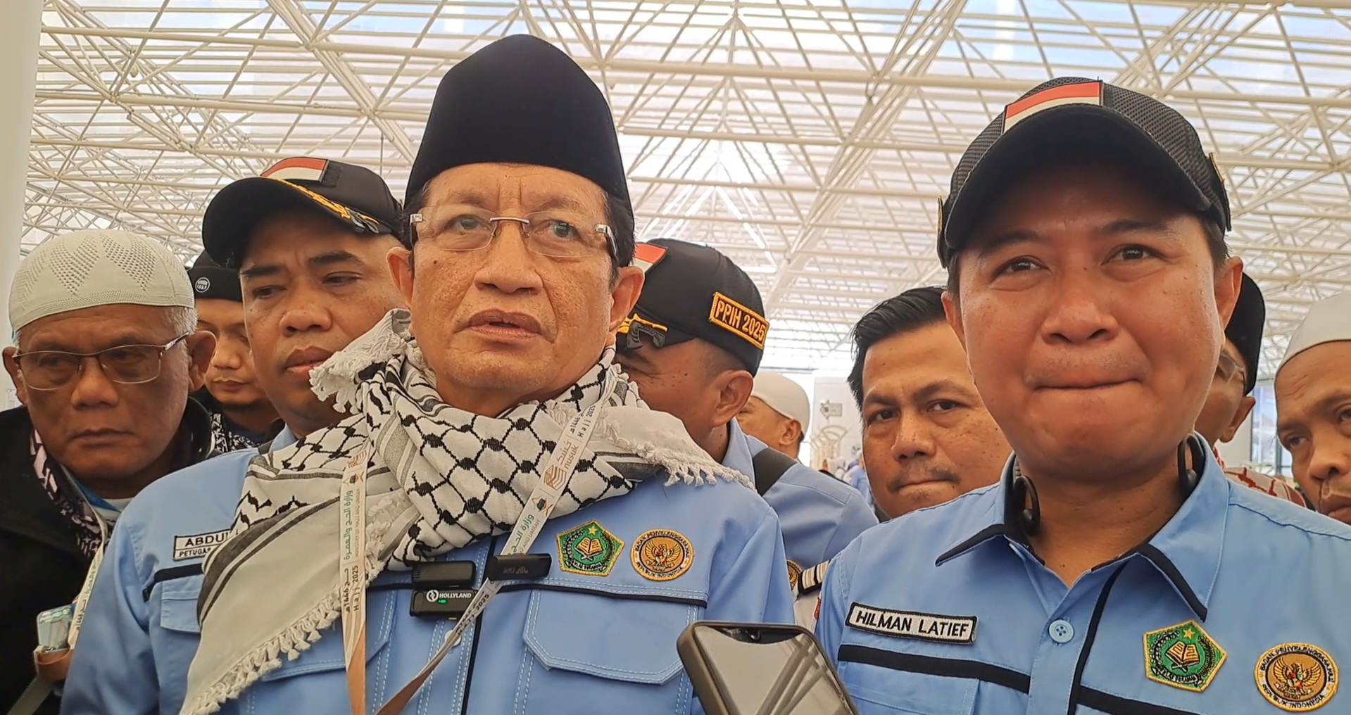 Dituding Ada Petugas Haji Nebeng, Menag Sebut Tak Etis dan Melukai Perasaan