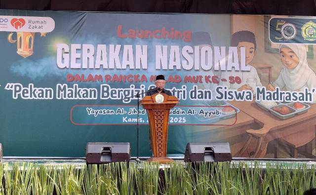 Peluncuran MBG untuk Pesantren-Madrasah, Kiai Ma’ruf Amin: Sejalan dengan Program MUI
