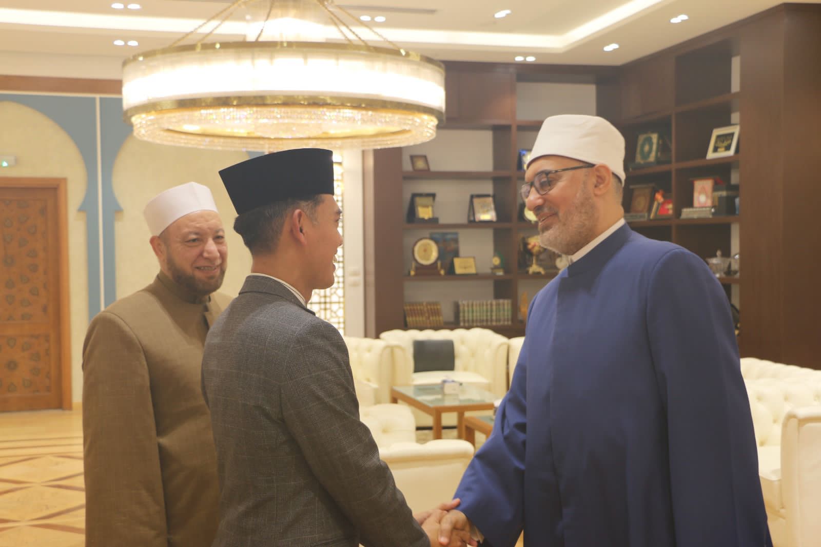 Kunjungi Darul Ifta, Ketua MUI Bidang Fatwa Sampaikan Ucapan Selamat kepada Mufti Mesir Baru