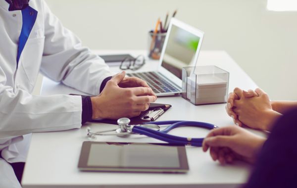 Insentif 30 Juta untuk Dokter Spesialis Daerah Tertinggal, Lembaga Kesehatan MUI: Solusi Ketimpangan Distribusi Dokter