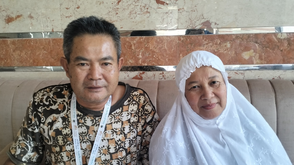 Kisah Pasutri Rasakan Kebersamaan Hidup Berumah Tangga di Tanah Suci