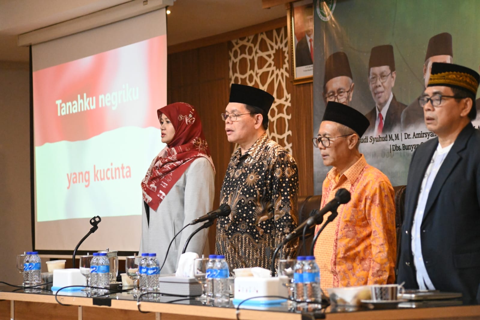 MUI - Majelis Ulama Indonesia - MUI - Majelis Ulama Indonesia