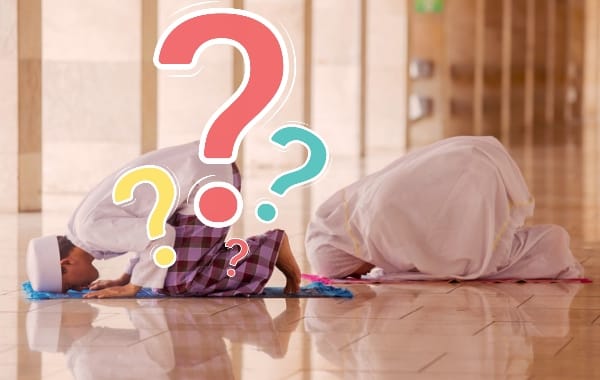 Bagaimana Cara Makmum Perempuan Ingatkan Imam yang Salah dalam Shalat Berjamaah?