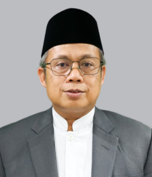 K.H. Sarmidi Husna, M.A