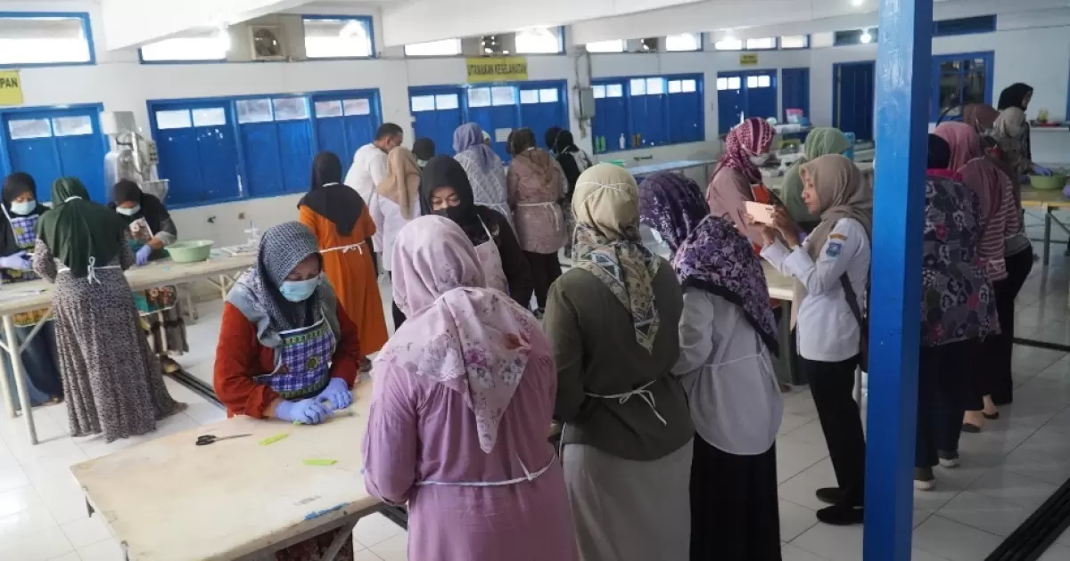 Putus Mata Rantai Kolagen Berbahan Babi, Guru Besar IPB Kembangkan Alternatif Halal dari Kulit Ikan