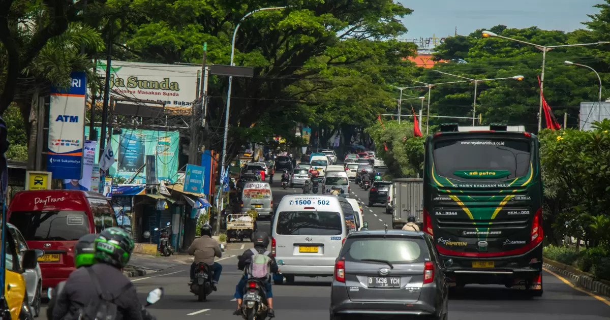 Ilustrasi mudik - Photo by Abdul Ridwan on Unsplash