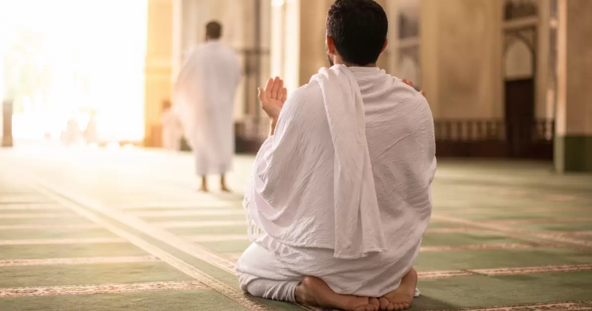 Niat Ihram Haji dan Umroh Disertai Doa Lengkap dengan Artinya