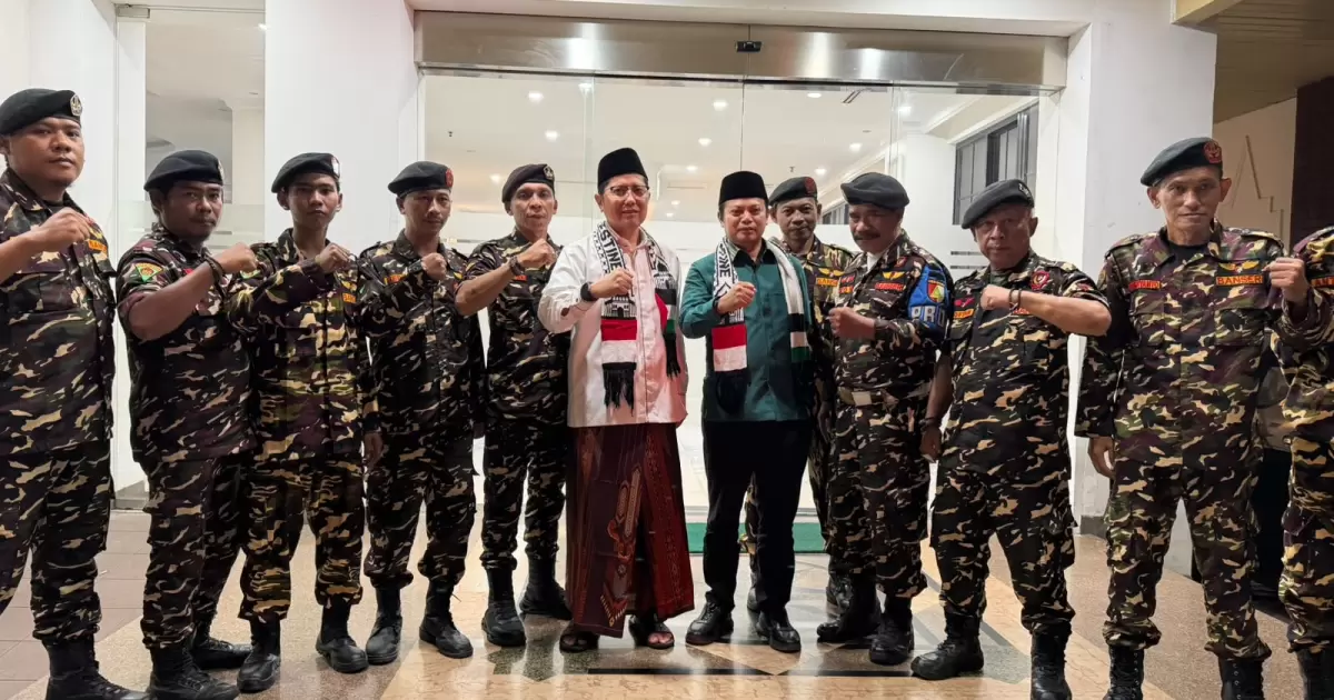 Didaulat Sebagai Rais Syuriah NU, Kiai Cholil Nafis Kotmitmen Meneruskan   Pelayanan Pelayanan Umat