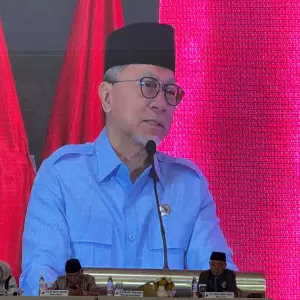 Zulkifli Hasan: MBG akan Dipercepat untuk Pesantren dan Wilayah 3T