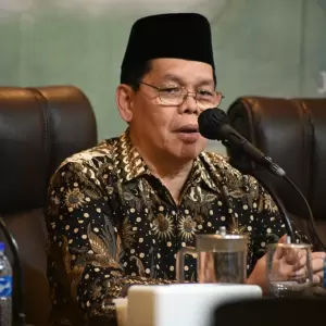 Dr Amirsyah Tambunan, M.A