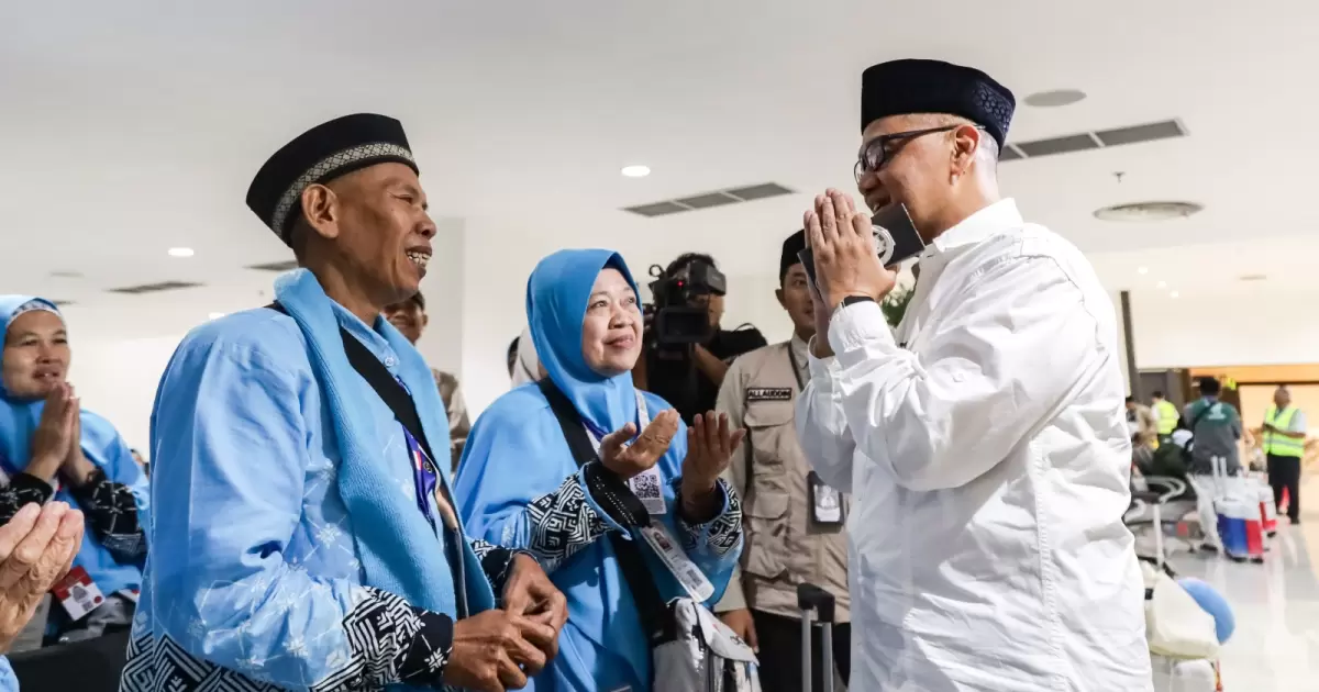 Tinjau Layanan Fast Track