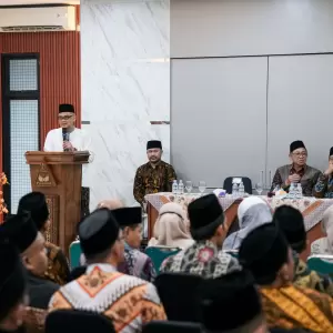 Menhaj Gus Irfan Tegaskan Jadwal Pelaksanaan Haji Tetap On Track
