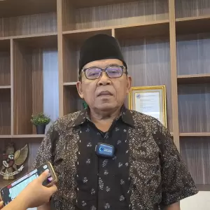 Siapa Sosok Mbah Riyan, Ulama Low Profile Asal Kudus Penyabet MUI Award yang Viral?