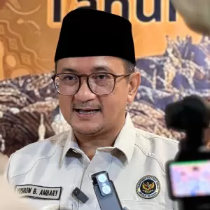 Yusron Ambari