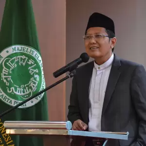 KH M Cholil Nafis, Ph.D