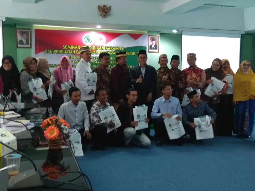 Rayakan Hardiknas, MUI Gelar Seminar Pendidikan Karakter