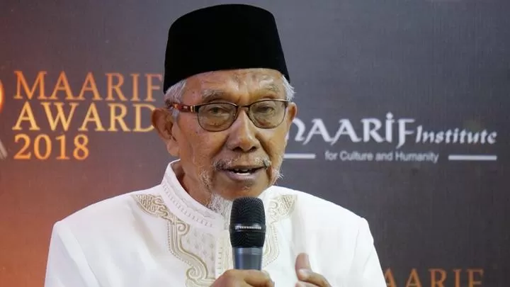 Begini Cara Abah Rosyid Berdakwah dengan Pendekatan Budaya di Maumere