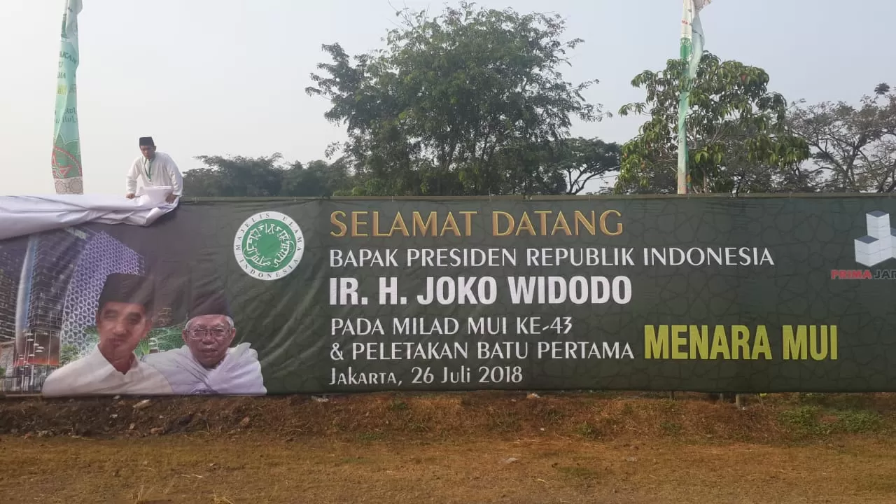 BATU PERTAMA MENARA MUI PIJAKAN BARU GERAKAN UMAT MANDIRI