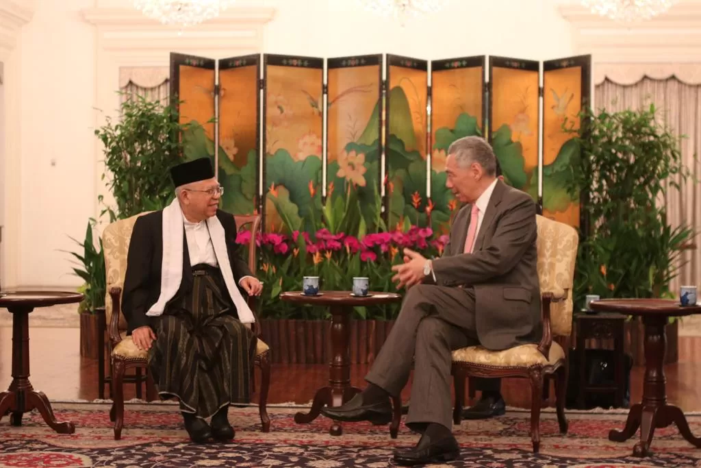 Kiai Ma’ruf Bertemu PM Lee di Istana Singapura 