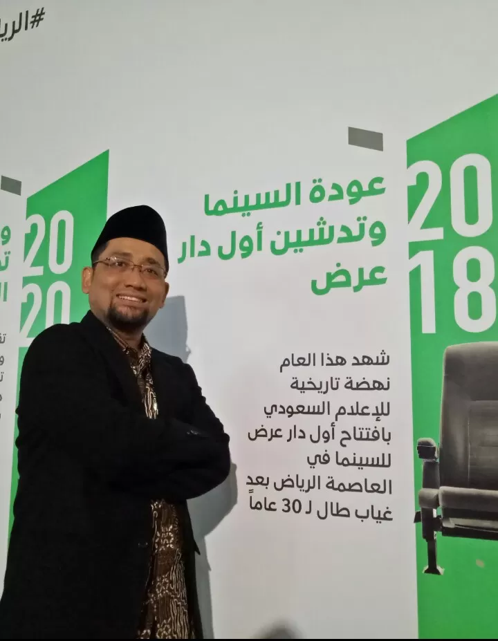 Lewat Puisi, Ketua Komisi Budaya MUI Berdiplomasi di Arab Saudi
