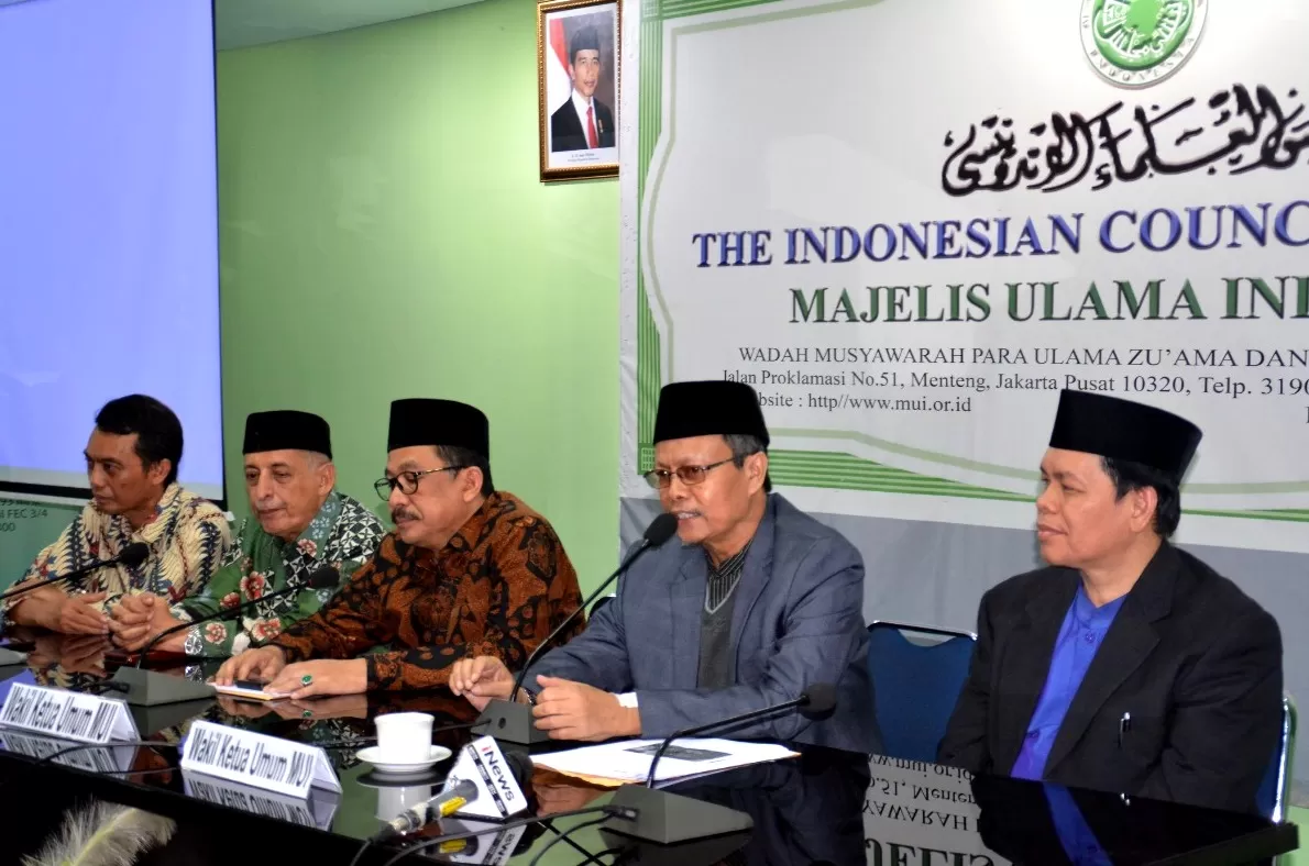 MUI Ajak Umat Berhenti Sebarkan Video Wanita Pembawa Anjing di Medsos