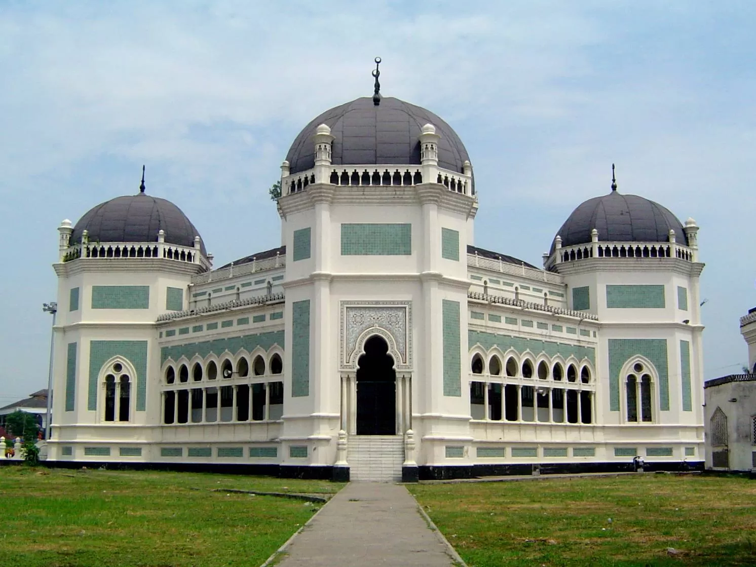 Masjid Sebagai Lokomotif Wakaf Produktif