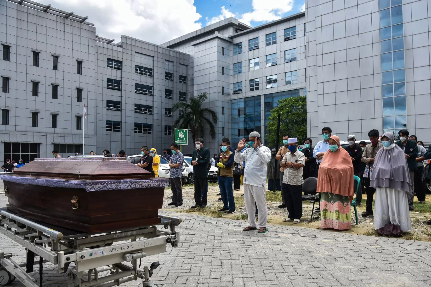 Kriteria Hukum Mati Syahid Bagi Orang yang Positif Covid-19