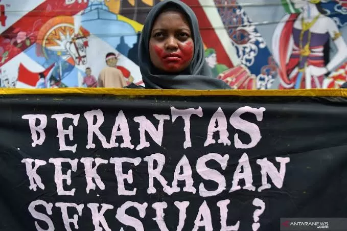 Diksi Persetujuan dalam Permendikbud, Landasannya Agama atau Nafsu?