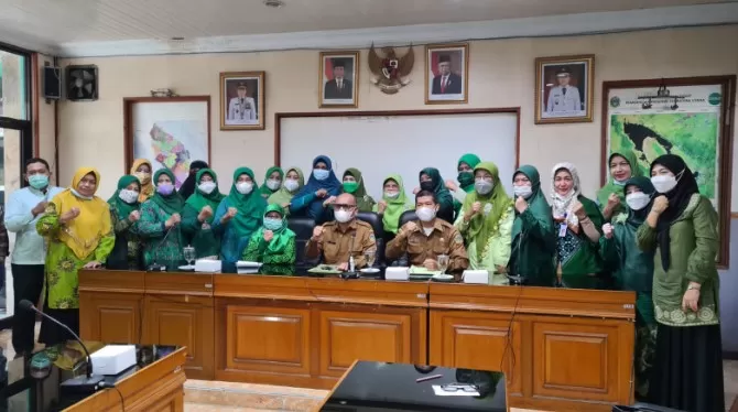 Kolaborasi Komsosben MUI SU dengan Dinas Lingkungan Hidup Provinsi Sumatera Utara Tentang Pengelolaan Persampahan.