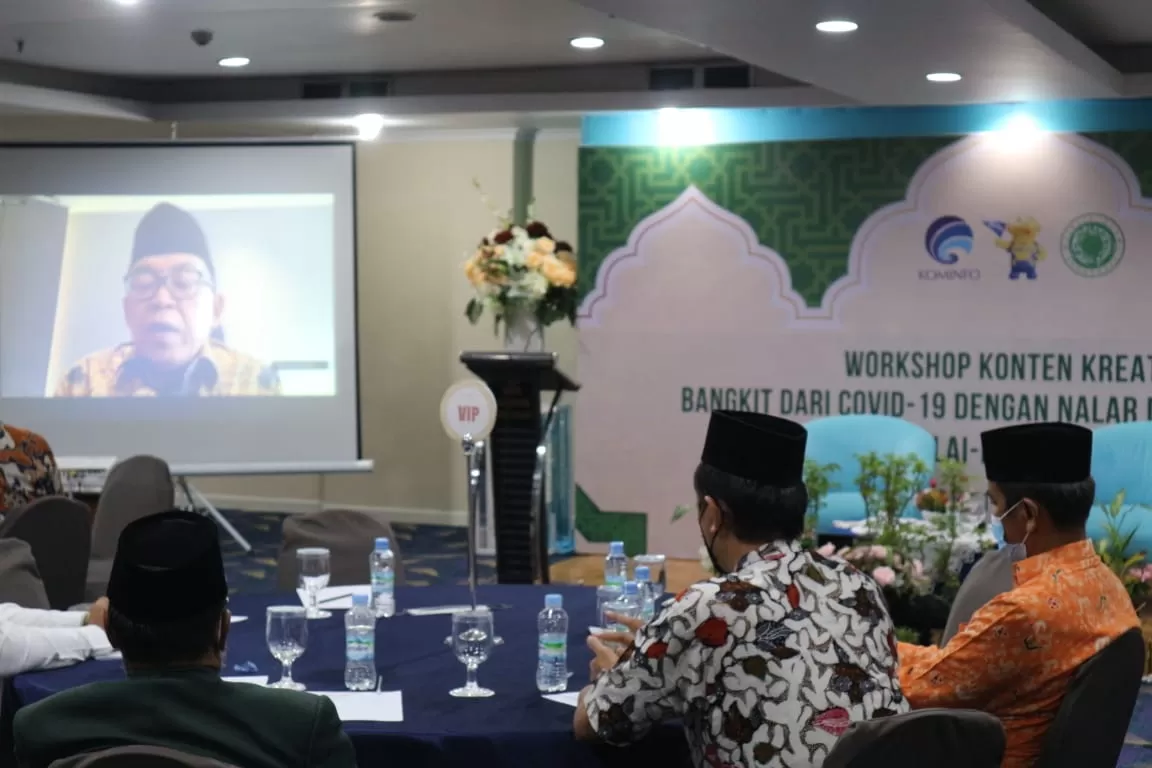 MUI Ajak Perangi Konten Negatif, Banjiri Medsos dwngan Konten Islam Wasatiyah