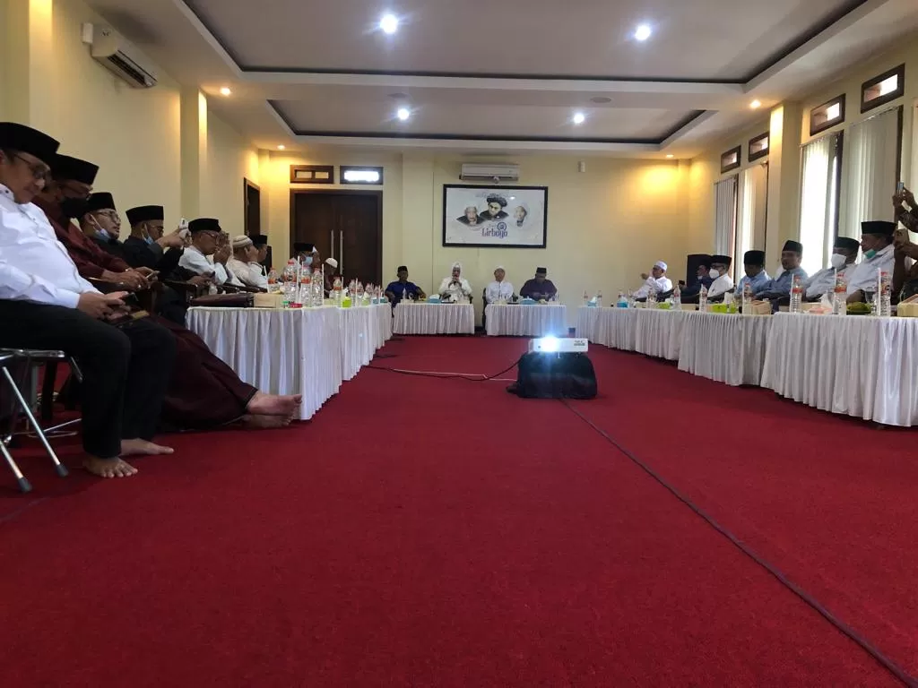 Demi Kemaslahatan Umat, PWNU Jatim Mohon KH Miftachul Akhyar Tak Mundur dari MUI