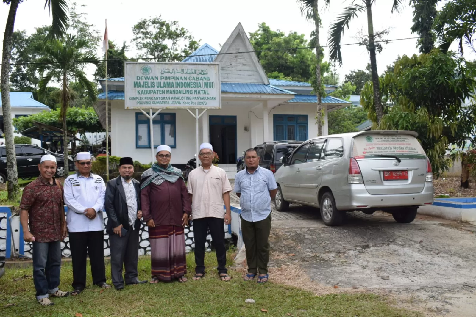 MUI Mandailing Natal Dampingi Tim Majalah Media Ulama MUI Sumut Melihat Masjid Bersejarah
