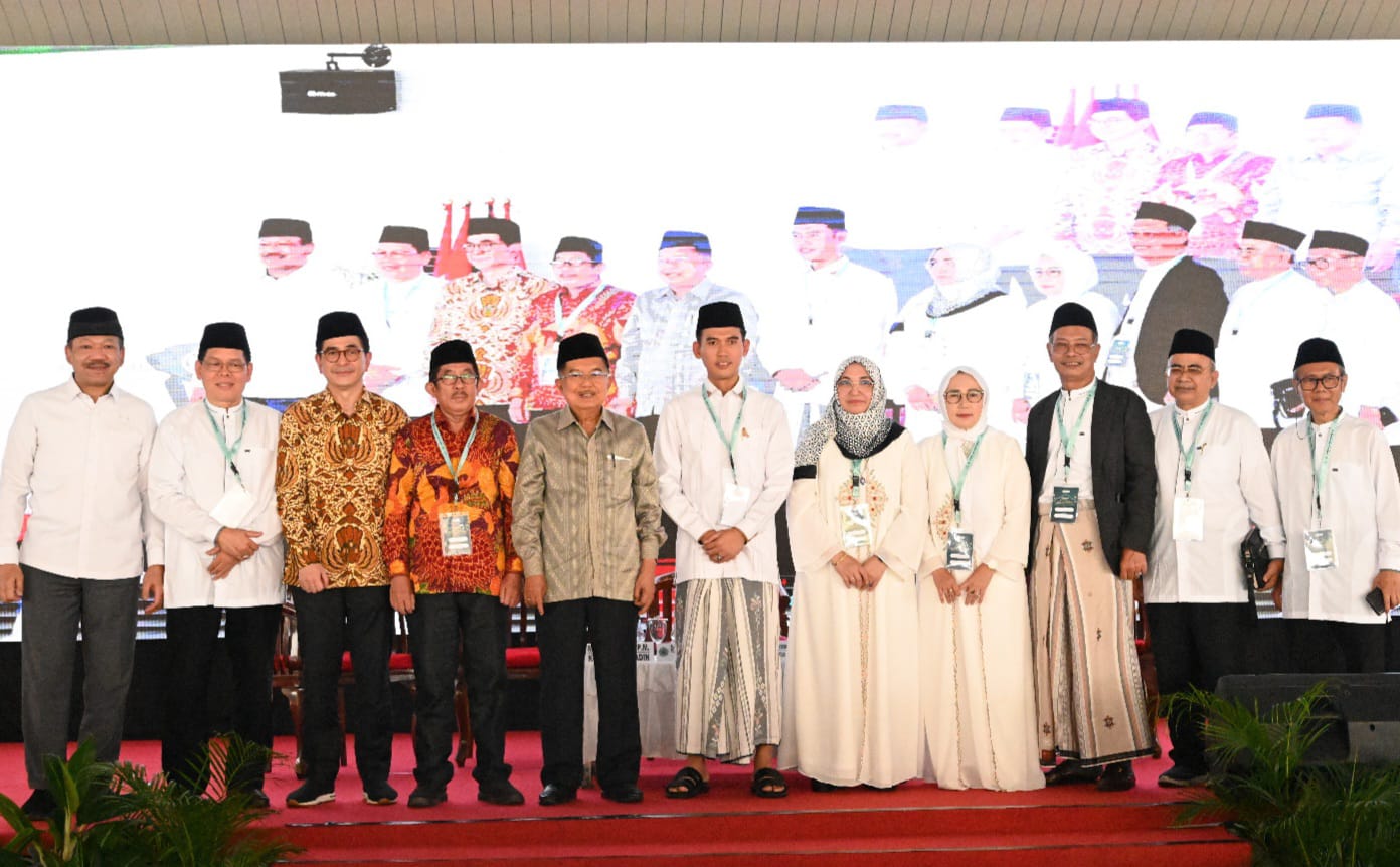 Jusuf Kalla Dorong Kebangkitan Ekonomi Umat Melalui Pesantren dan Masjid