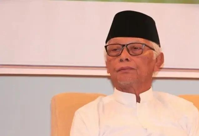 Ketua Umum MUI Sampaikan Doa Atas Wafatnya Wapres ke-9 RI Hamzah Haz Ketua Umum MUI Sampaikan Doa Atas Wafatnya Wapres ke-9 RI Hamzah Haz