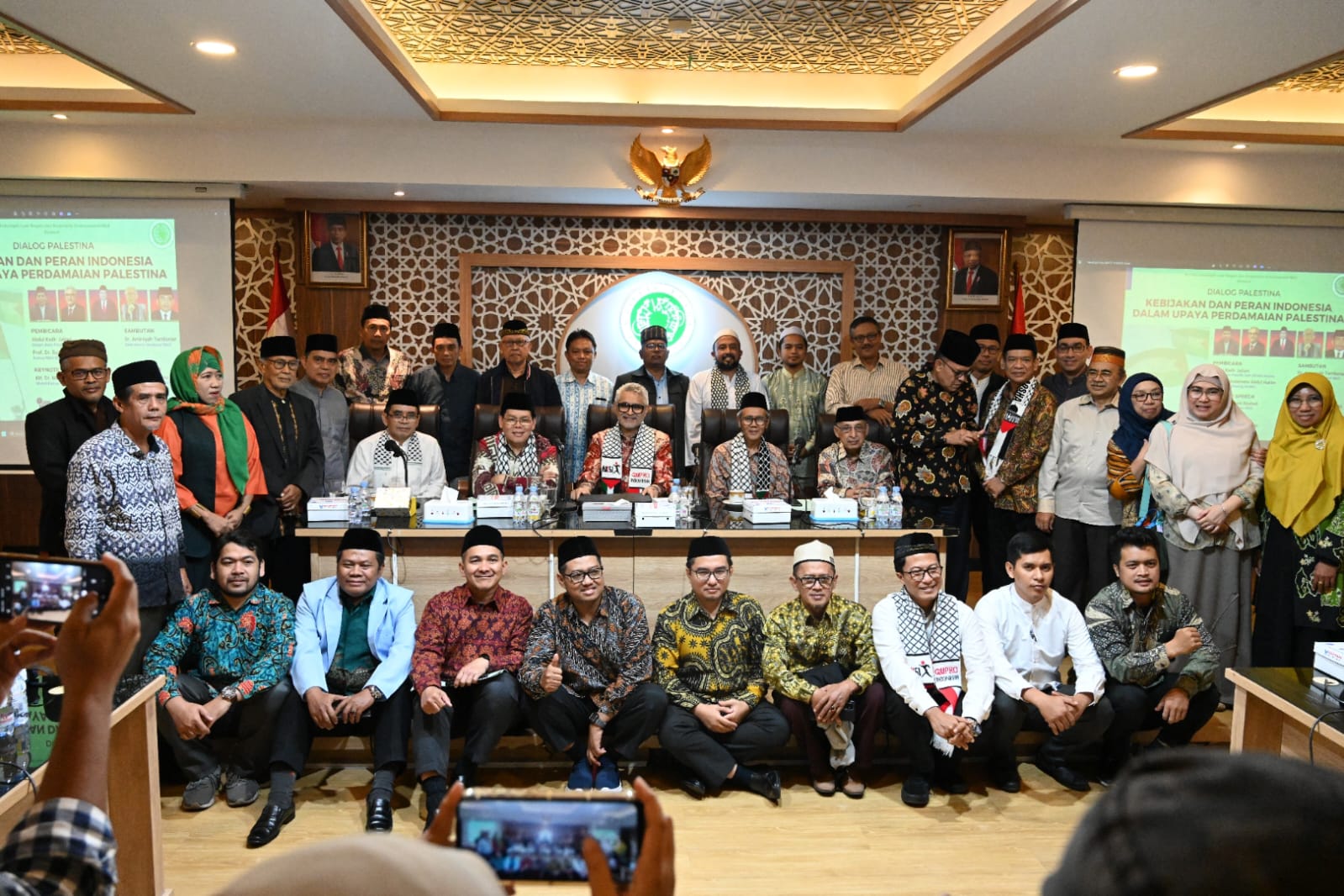 Ini 7 Poin Pernyataan Bersama MUI dan Ormas-ormas Islam untuk Kemerdekaan Palestina Ini 7 Poin Pernyataan Bersama MUI dan Ormas-ormas Islam untuk Kemerdekaan Palestina