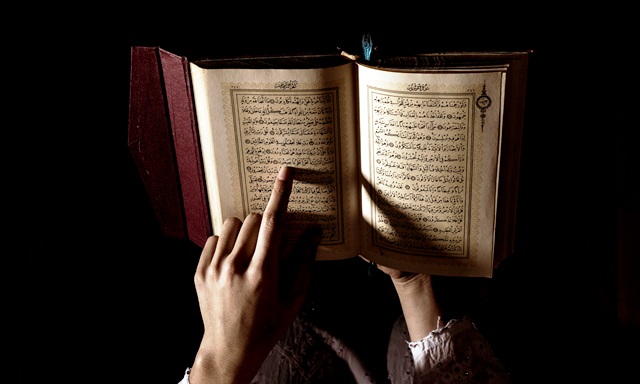 Khutbah Jumat: Sembilan Ibadah Orang Berpuasa di Siang Ramadhan