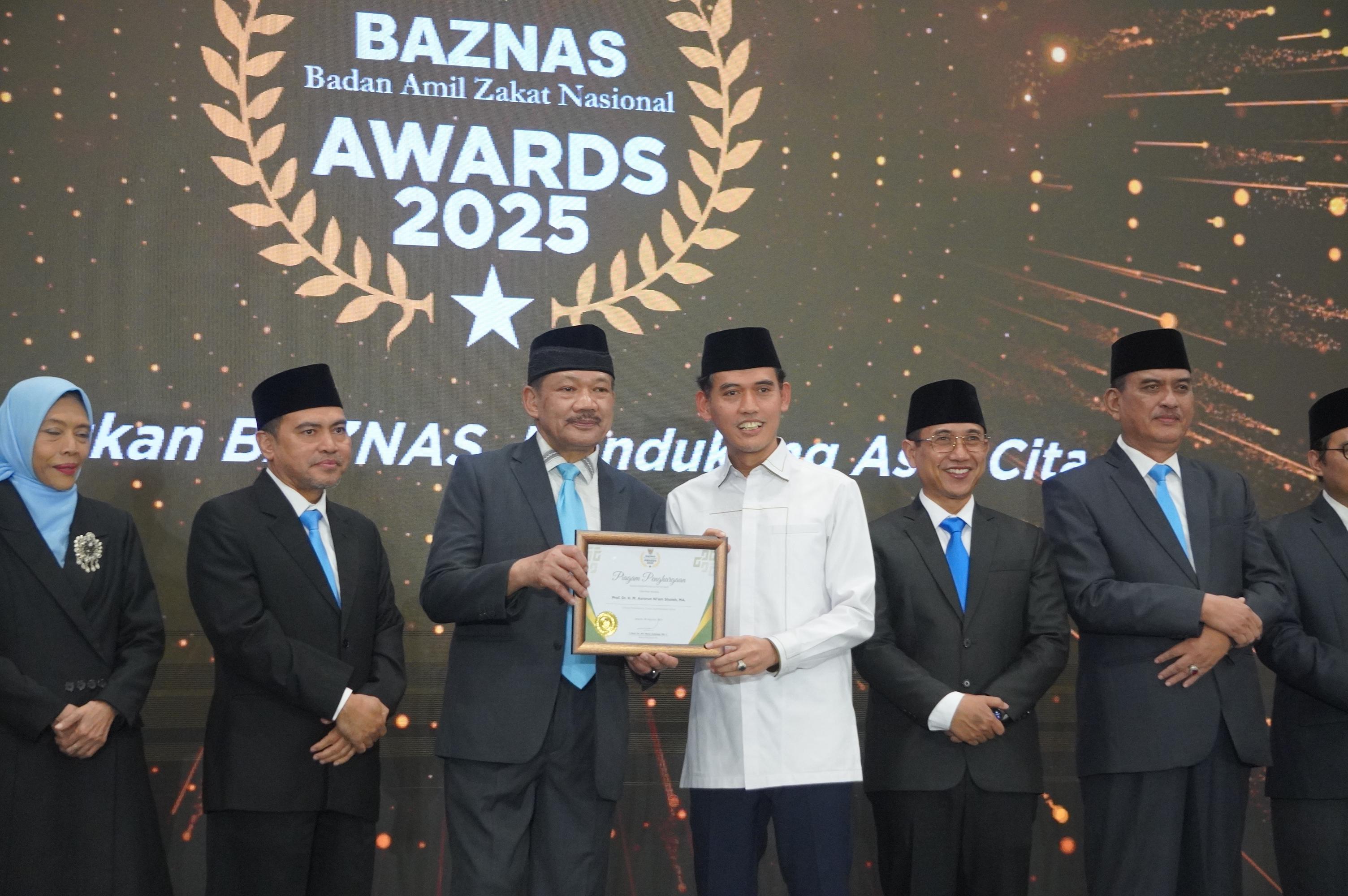 Ketua MUI Prof Niam Raih BAZNAS Award 2025: Ulama Pendukung Zakat Sejahterakan Umat