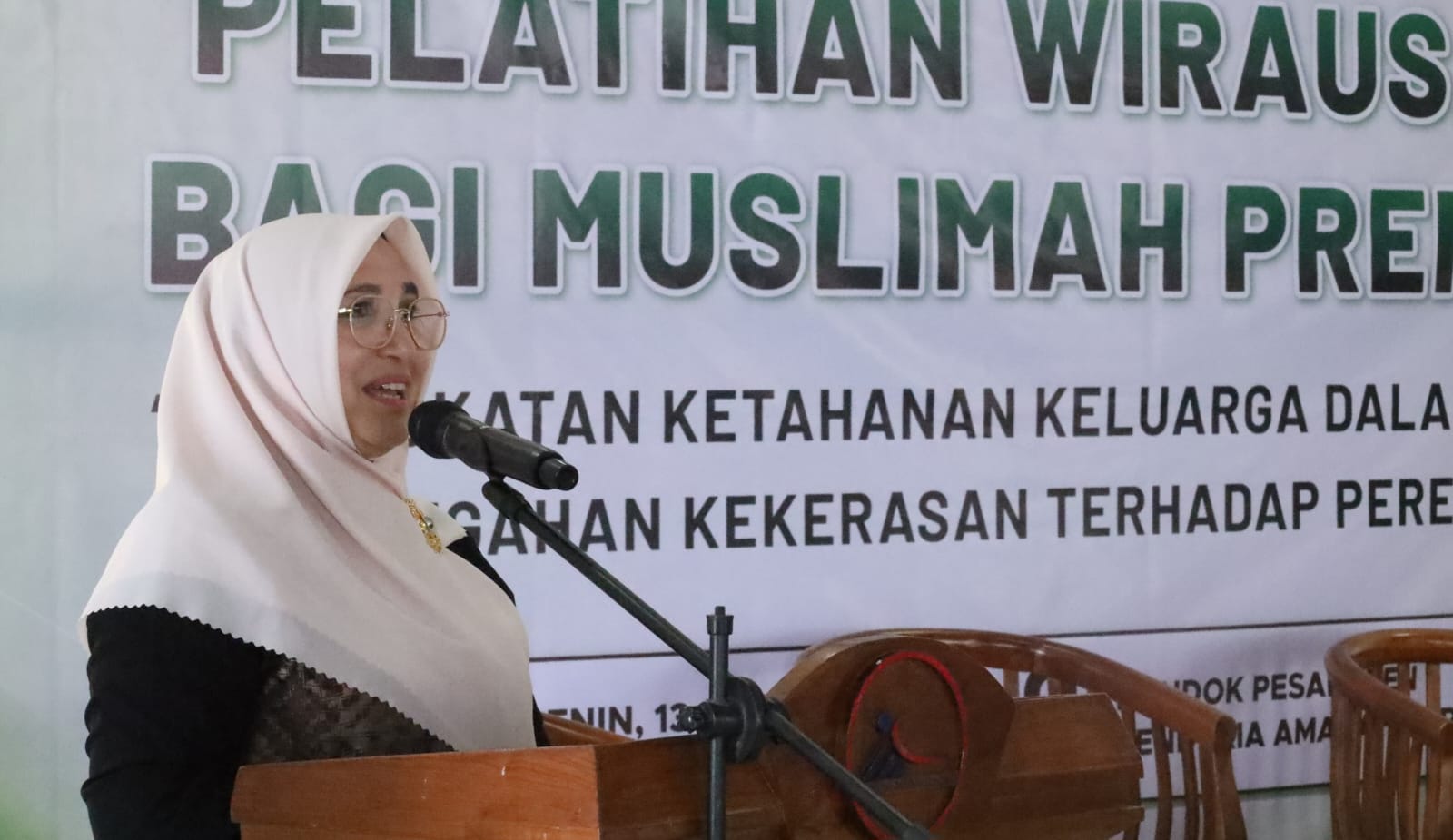 Ketua MUI Bidang PRK: Muslimahpeneur Pastikan Kekerasan pada Perempuan dan Anak tak Terjadi Ketua MUI Bidang PRK: Muslimahpeneur Pastikan Kekerasan pada Perempuan dan Anak tak Terjadi